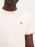 Fred Perry T-shirt Twin Tipped Uomo M1588 Lecr/slvrbl/cnmn - Avorio