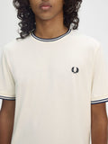 Fred Perry T-shirt Twin Tipped Uomo M1588 Ecru/tennis Blue - Avorio